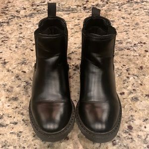 Girls GAP black boots size 12 kids - USED see pictures and video